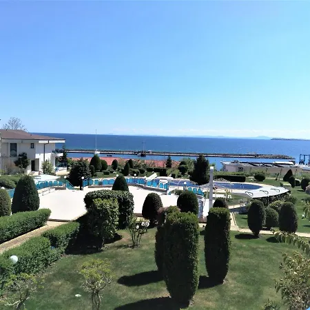 Baratero Marina Апартаменты Свети-Влас