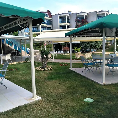 Baratero Marina Апартаменты